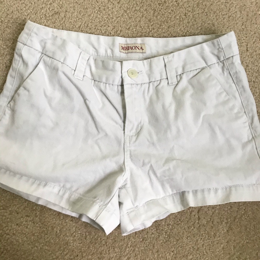 Women’s white shorts size 2